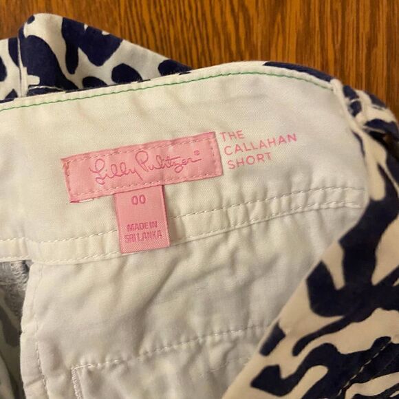 Lilly Pulitzer The Callahan Short in Treasure Navy Coral Size 00 - Picture 4 of 4